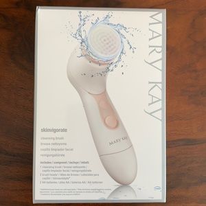 Mary Kay Cleansing Brush